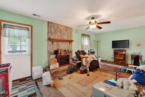 1082 Quail Meadow Drive Fayetteville NC 28314