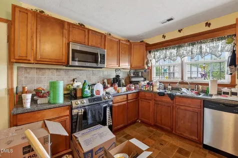 1082 Quail Meadow Drive Fayetteville NC 28314