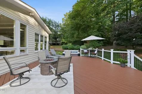 102 Southglen Drive Cary NC 27518