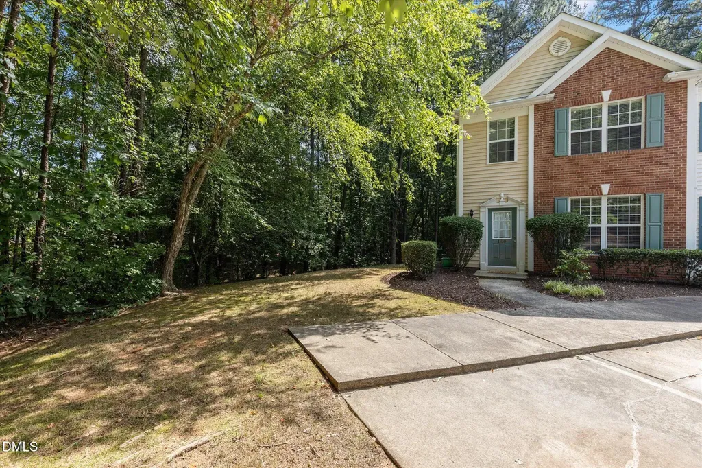 140 Orchard Park Drive Cary NC 27513