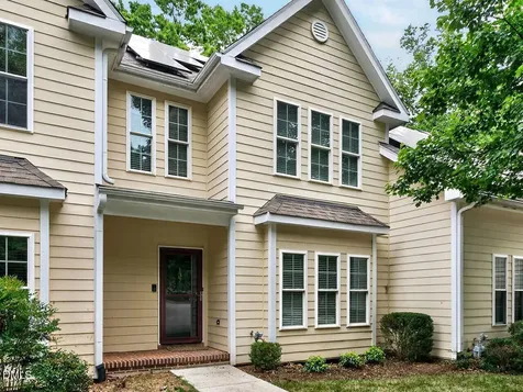 137 Lanigan Place Cary NC 27513