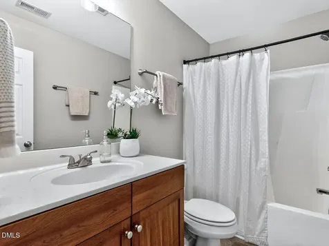 137 Lanigan Place Cary NC 27513