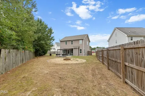1518 Apple Blossom Circle Creedmoor NC 27522