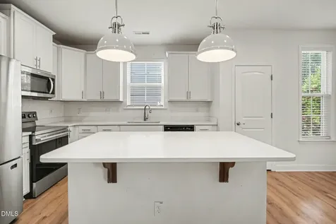 404 Avery Glenn Way Fuquay Varina NC 27526