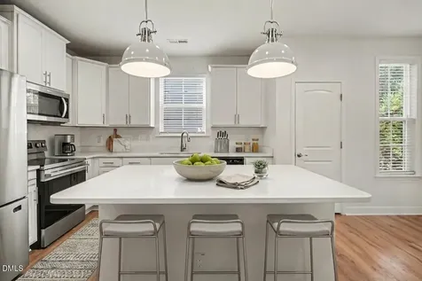 404 Avery Glenn Way Fuquay Varina NC 27526