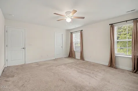 404 Avery Glenn Way Fuquay Varina NC 27526