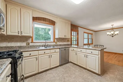 1103 Warren Avenue Cary NC 27511