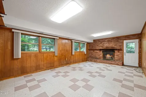 1103 Warren Avenue Cary NC 27511