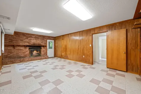 1103 Warren Avenue Cary NC 27511