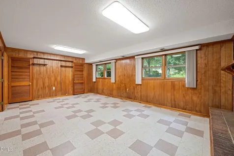 1103 Warren Avenue Cary NC 27511
