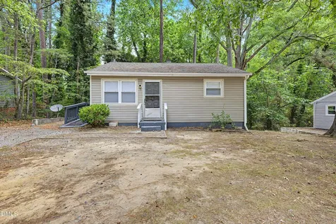 2720 Thelma Street Durham NC 27704