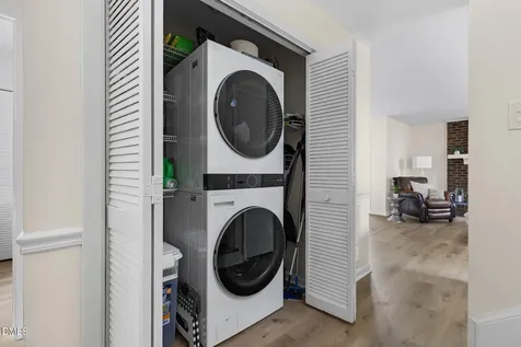 114 Arbuckle Lane Cary NC 27511