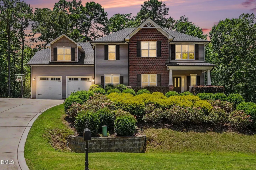 324 Gwendolyn Way Fuquay Varina NC 27526
