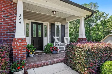 324 Gwendolyn Way Fuquay Varina NC 27526