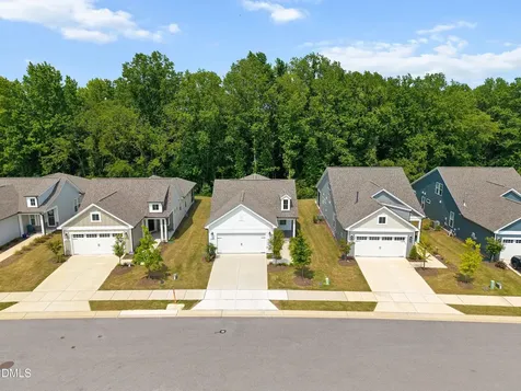 2301 Flycatcher Lane Fuquay Varina NC 27526