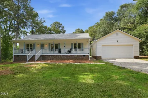 6 Sommerset Drive Clayton NC 27520