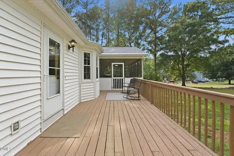 6 Sommerset Drive Clayton NC 27520