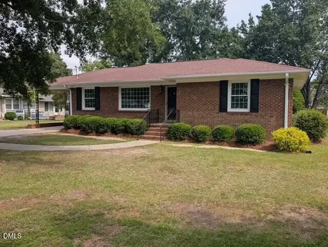1108 Friendly Road Dunn NC 28334