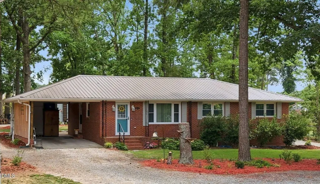 4616 Holloman Road Durham NC 27703