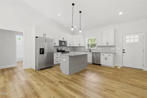 1437 Duggins Drive Burlington NC 27217