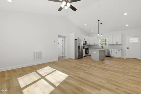 1437 Duggins Drive Burlington NC 27217