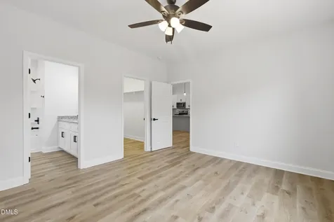 736 Chandler Avenue Burlington NC 27217