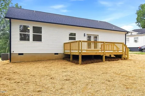 736 Chandler Avenue Burlington NC 27217