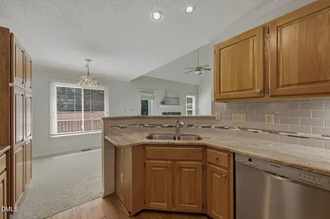 107 Cambrian Way Cary NC 27511