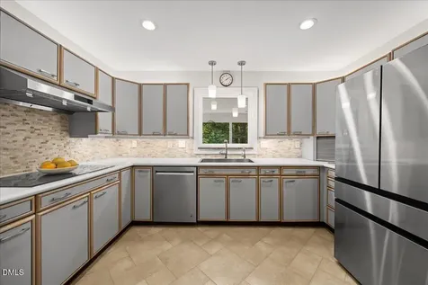 6719 Valley Lake Drive Raleigh NC 27612