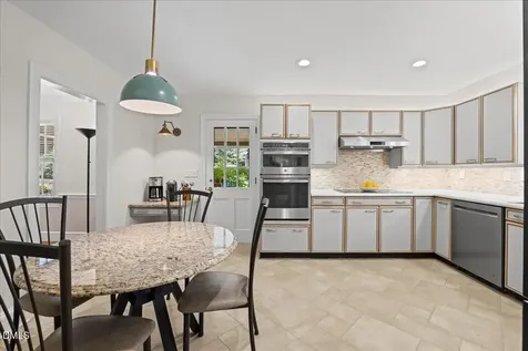 6719 Valley Lake Drive Raleigh NC 27612