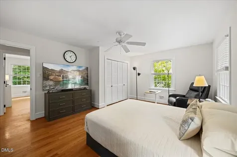 6719 Valley Lake Drive Raleigh NC 27612