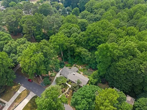 6719 Valley Lake Drive Raleigh NC 27612