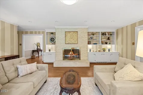 6719 Valley Lake Drive Raleigh NC 27612