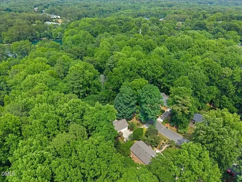 6719 Valley Lake Drive Raleigh NC 27612