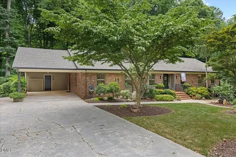 6719 Valley Lake Drive Raleigh NC 27612