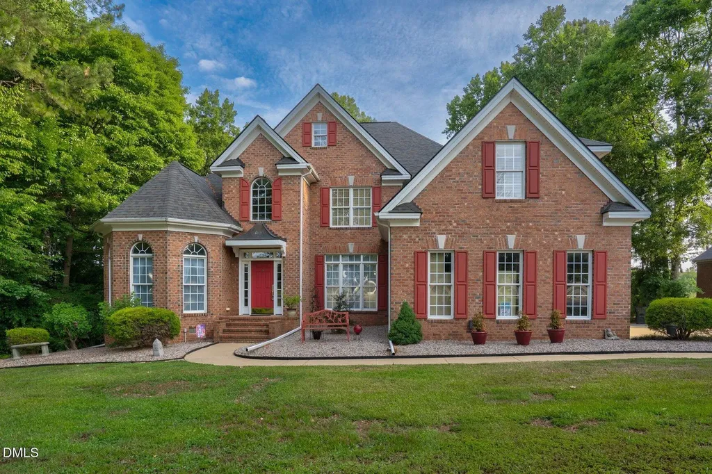 5030 Overlook Drive Elm City NC 27822