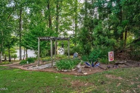 5030 Overlook Drive Elm City NC 27822