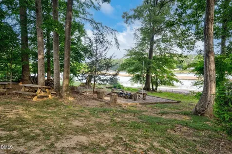 5030 Overlook Drive Elm City NC 27822