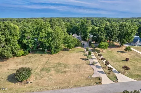 5030 Overlook Drive Elm City NC 27822