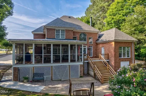 5030 Overlook Drive Elm City NC 27822