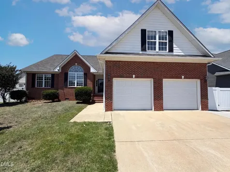 2730 Thursby Cross Fayetteville NC 28306