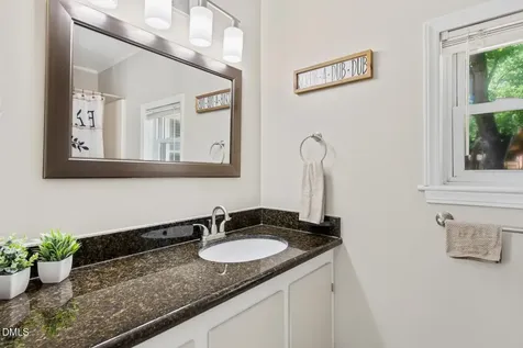 1804 Alco Street Graham NC 27253