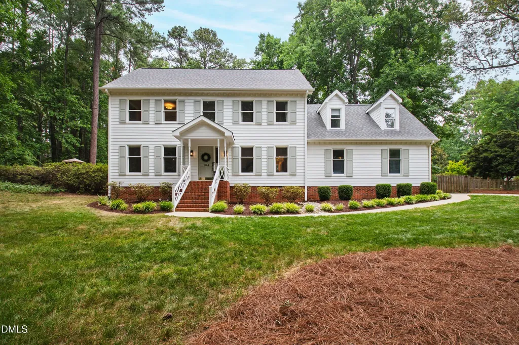 104 Larkwood Lane Cary NC 27518