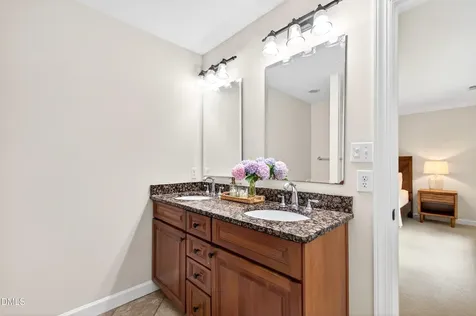104 Larkwood Lane Cary NC 27518