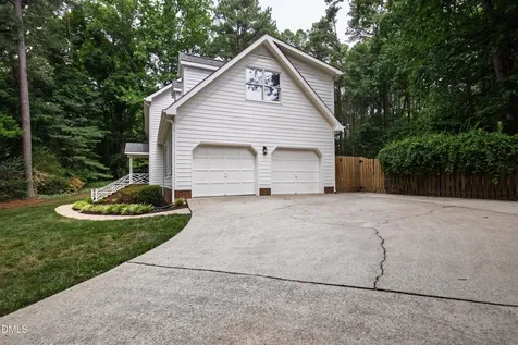 104 Larkwood Lane Cary NC 27518