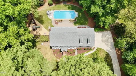 104 Larkwood Lane Cary NC 27518