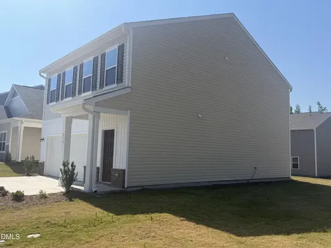 119 Valvanos Way Clayton NC 27520
