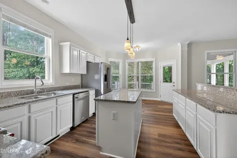1402 Willow Leaf Way Apex NC 27502