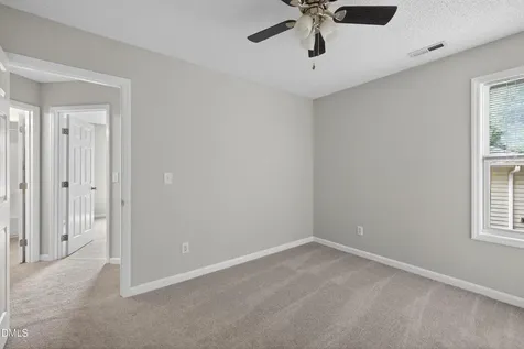 1402 Willow Leaf Way Apex NC 27502