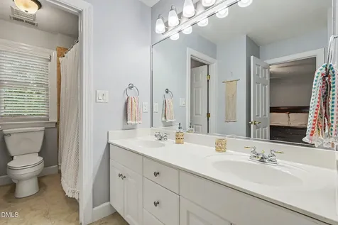 405 Chanticlair Drive Apex NC 27502